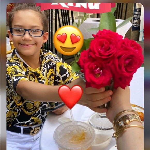 ❤️💯 authentic versace tops with black pants - Picture 9 of 13